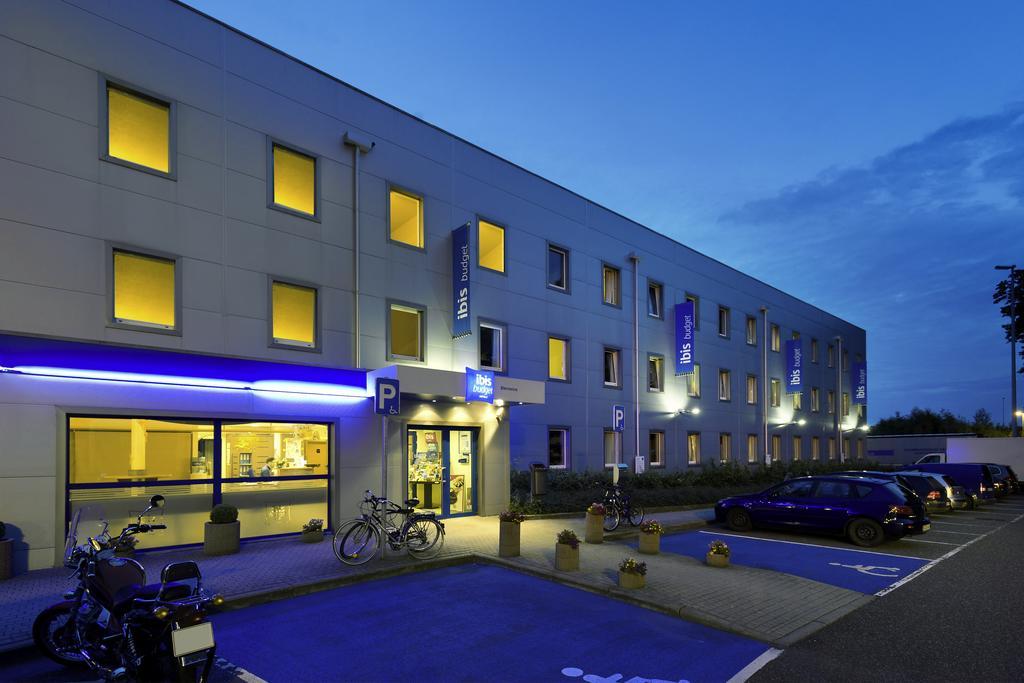 Ibis Budget Aachen Grenze *