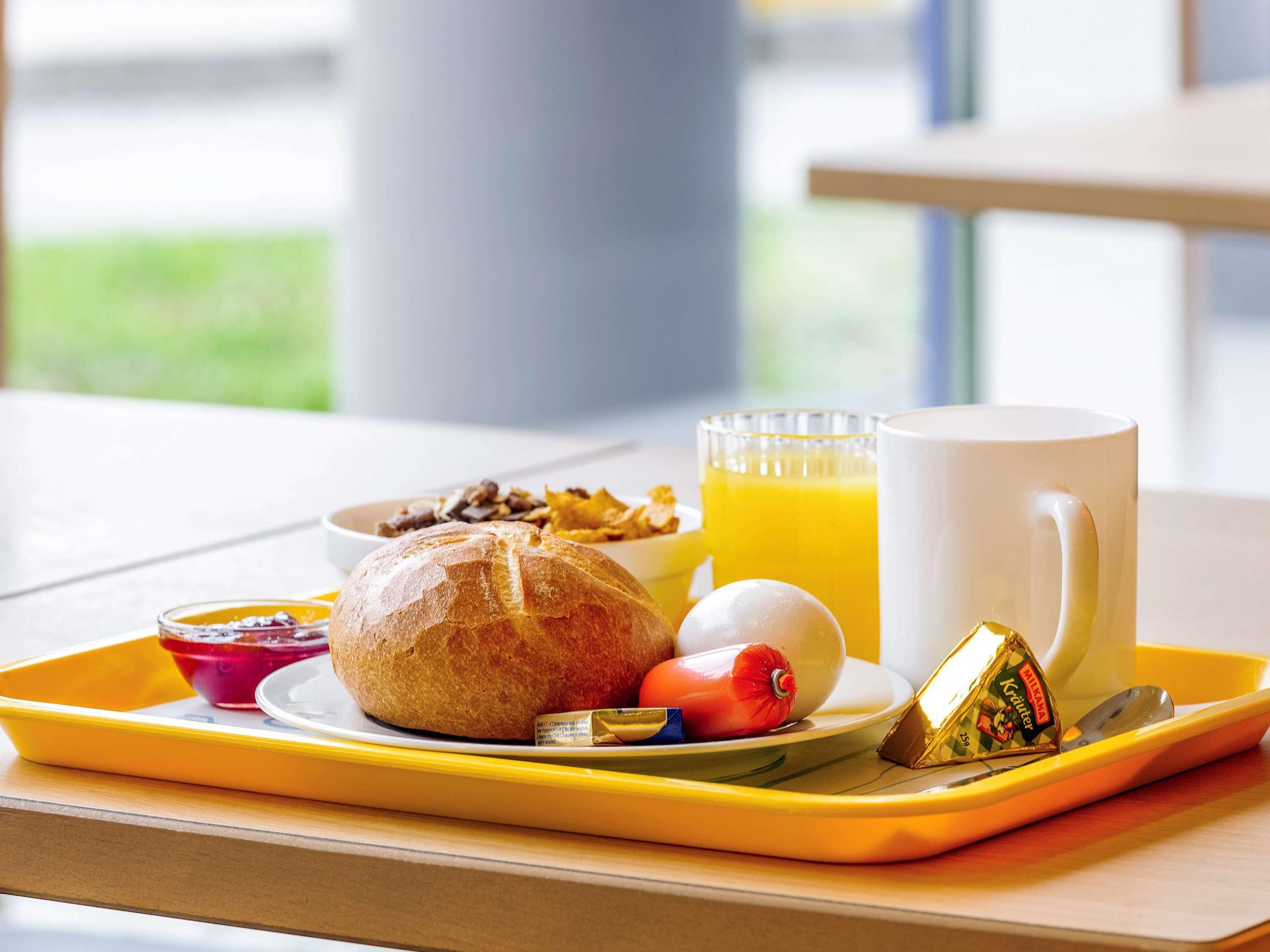 Ibis Budget Aachen Grenze * Raeren